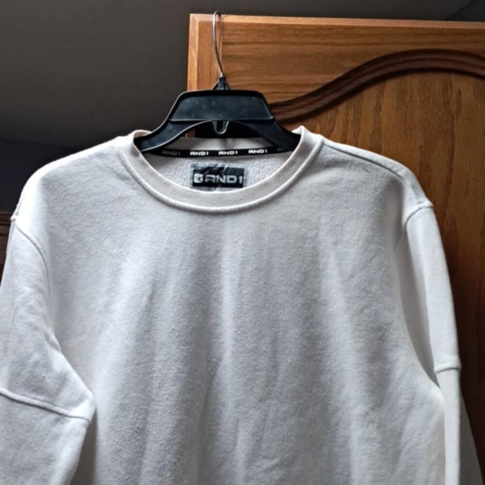 ANDI   WOMENS SWEATSHIRT SIZE S